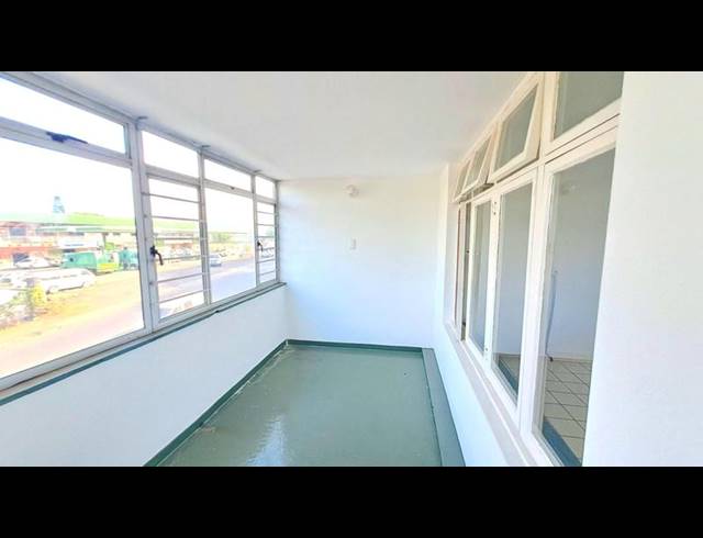 1 BEDROOM PROPERTY TO RENT IN SEA VIEW